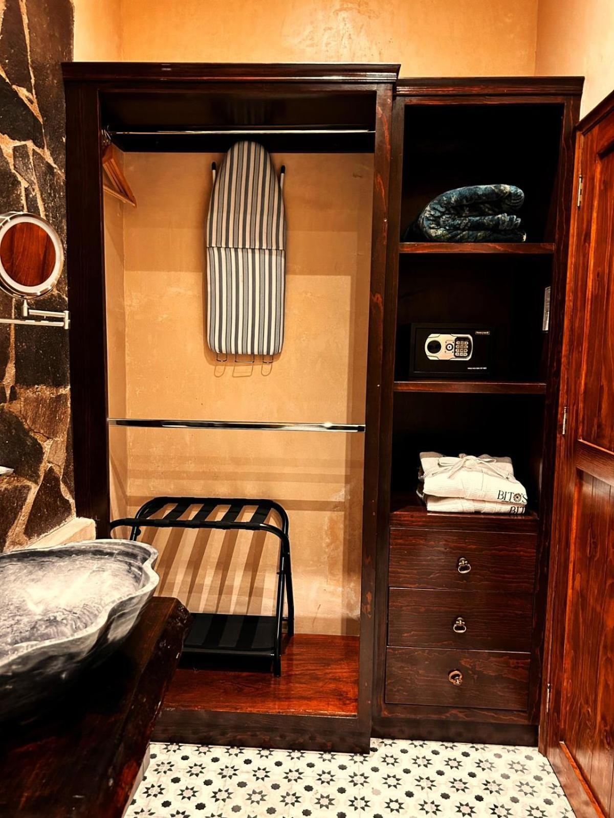 Bito'S Hotel Boutique Альенде Экстерьер фото